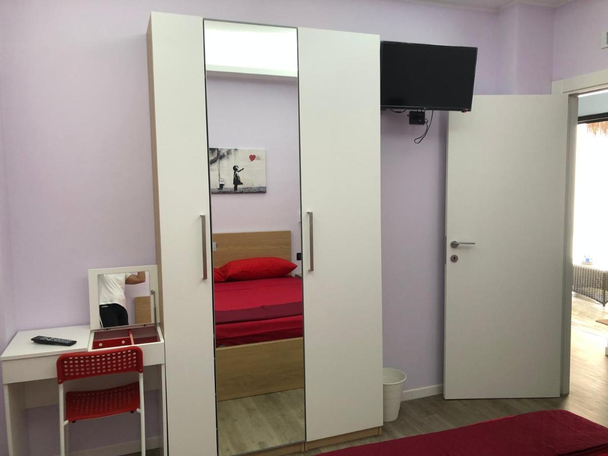 La Casa Di Anna Villa Palmi Room photo